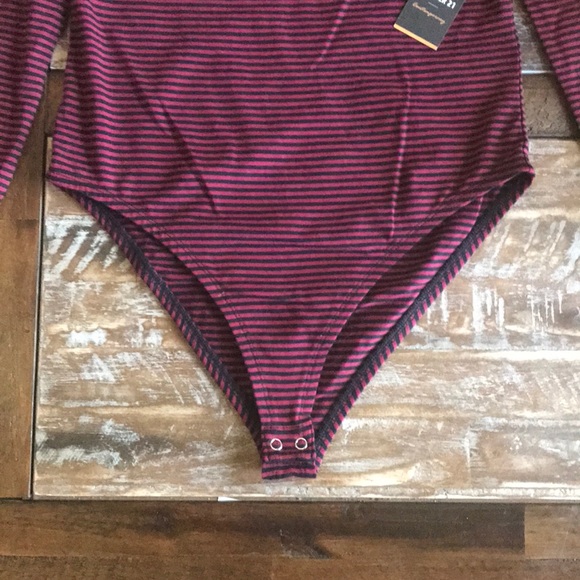 ❤️SOLD ❤️Forever 21 body suit - Picture 3 of 4